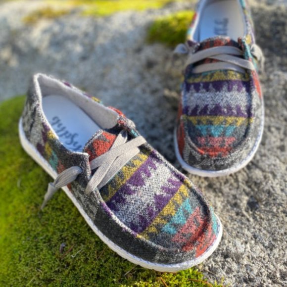 Gypsy Jazz Aaliyah Slip On Shoes in Grey Multi Aztec Print - Picture 3 of 3